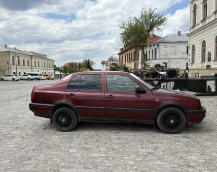 Червоний Фольксваген Венто, об'ємом двигуна 1.9 л та пробігом 316 тис. км за 2800 $, фото 1 на Automoto.ua