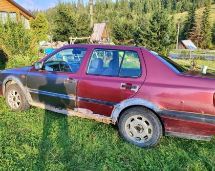 Красный Фольксваген Венто, объемом двигателя 1.8 л и пробегом 56 тыс. км за 450 $, фото 4 на Automoto.ua