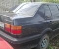 Красный Фольксваген Венто, объемом двигателя 1.9 л и пробегом 325 тыс. км за 550 $, фото 2 на Automoto.ua