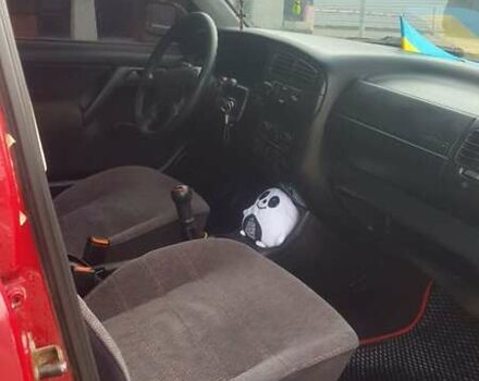 Червоний Фольксваген Венто, об'ємом двигуна 1.8 л та пробігом 330 тис. км за 1800 $, фото 13 на Automoto.ua