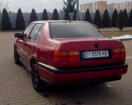 Червоний Фольксваген Венто, об'ємом двигуна 1.8 л та пробігом 330 тис. км за 1800 $, фото 6 на Automoto.ua