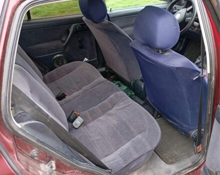 Красный Фольксваген Венто, объемом двигателя 2 л и пробегом 200 тыс. км за 1700 $, фото 6 на Automoto.ua