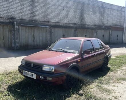 Червоний Фольксваген Венто, об'ємом двигуна 1.9 л та пробігом 200 тис. км за 1300 $, фото 1 на Automoto.ua