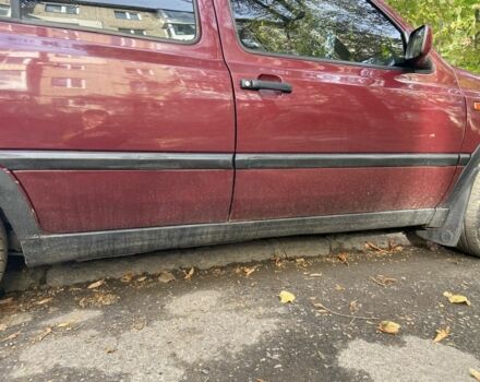 Красный Фольксваген Венто, объемом двигателя 1.9 л и пробегом 230 тыс. км за 2100 $, фото 2 на Automoto.ua