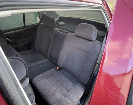 Красный Фольксваген Венто, объемом двигателя 1.78 л и пробегом 300 тыс. км за 2199 $, фото 9 на Automoto.ua