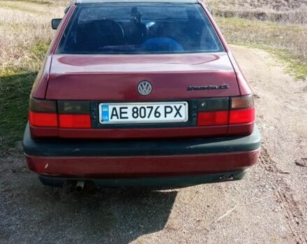 Красный Фольксваген Венто, объемом двигателя 1.8 л и пробегом 20 тыс. км за 1500 $, фото 1 на Automoto.ua