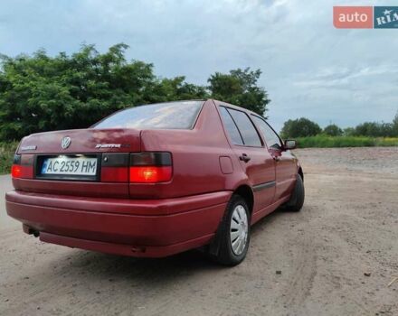 Червоний Фольксваген Венто, об'ємом двигуна 1.8 л та пробігом 510 тис. км за 2500 $, фото 10 на Automoto.ua