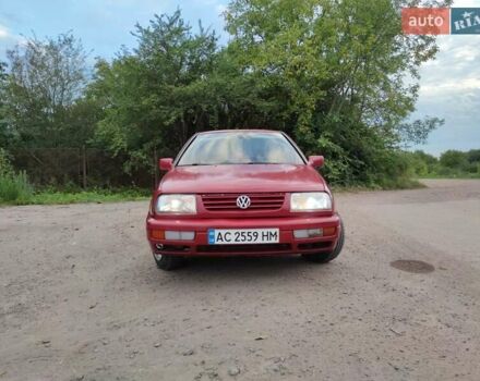 Червоний Фольксваген Венто, об'ємом двигуна 1.8 л та пробігом 510 тис. км за 2500 $, фото 11 на Automoto.ua