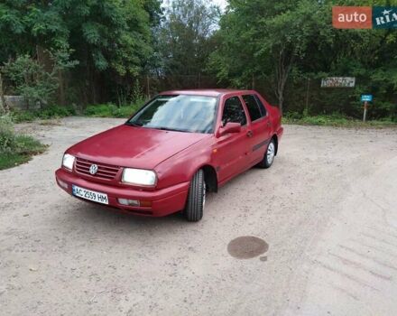 Червоний Фольксваген Венто, об'ємом двигуна 1.8 л та пробігом 510 тис. км за 2500 $, фото 14 на Automoto.ua