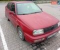 Красный Фольксваген Венто, объемом двигателя 1.78 л и пробегом 350 тыс. км за 1400 $, фото 6 на Automoto.ua