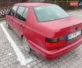 Красный Фольксваген Венто, объемом двигателя 1.78 л и пробегом 350 тыс. км за 1400 $, фото 8 на Automoto.ua