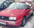Красный Фольксваген Венто, объемом двигателя 1.9 л и пробегом 300 тыс. км за 3000 $, фото 3 на Automoto.ua