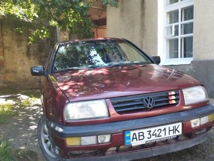 Фольксваген Венто 1992 в Могилев-Подольском на Automoto.ua Красный Фольксваген Венто, объемом двигателя 1.78 л и пробегом 206 тыс. км за 2450 $, фото 1 на Automoto.ua