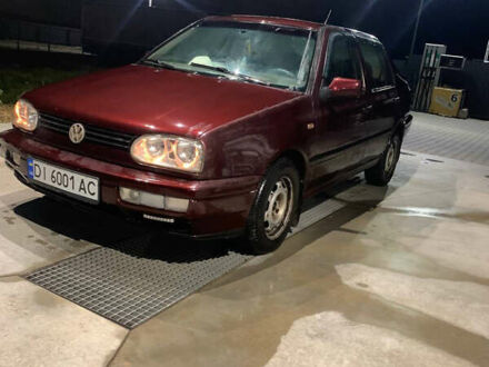 Красный Фольксваген Венто, объемом двигателя 1.9 л и пробегом 250 тыс. км за 2100 $, фото 1 на Automoto.ua