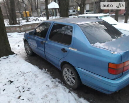 Фольксваген Венто, об'ємом двигуна 1.8 л та пробігом 240 тис. км за 1400 $, фото 5 на Automoto.ua