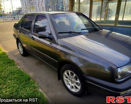 Фольксваген Венто, объемом двигателя 1.8 л и пробегом 250 тыс. км за 3050 $, фото 3 на Automoto.ua