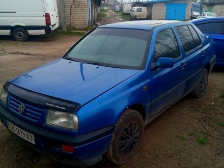 Фольксваген Венто 1992 в Днепре (Днепропетровске) на Automoto.ua Фольксваген Венто, объемом двигателя 2 л и пробегом 100 тыс. км за 1500 $, фото 1 на Automoto.ua