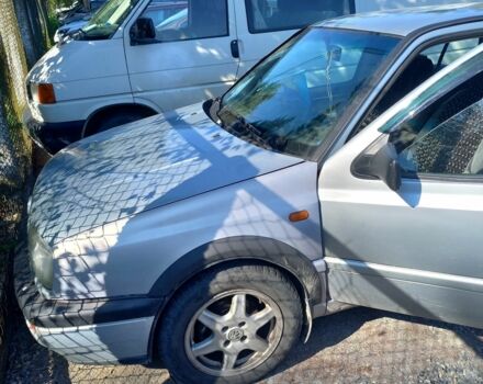 Серый Фольксваген Венто, объемом двигателя 2 л и пробегом 255 тыс. км за 2300 $, фото 2 на Automoto.ua