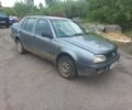 Серый Фольксваген Венто, объемом двигателя 1.9 л и пробегом 300 тыс. км за 650 $, фото 1 на Automoto.ua