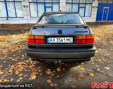 Сірий Фольксваген Венто, об'ємом двигуна 2 л та пробігом 300 тис. км за 1150 $, фото 6 на Automoto.ua