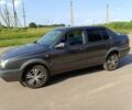 Сірий Фольксваген Венто, об'ємом двигуна 2 л та пробігом 113 тис. км за 2200 $, фото 3 на Automoto.ua