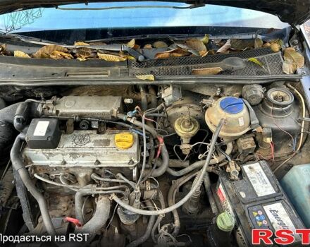 Сірий Фольксваген Венто, об'ємом двигуна 2 л та пробігом 300 тис. км за 1150 $, фото 10 на Automoto.ua