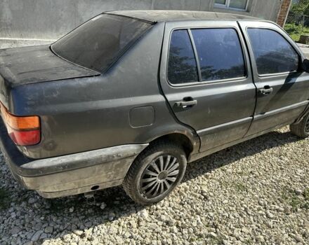 Сірий Фольксваген Венто, об'ємом двигуна 1.8 л та пробігом 400 тис. км за 485 $, фото 6 на Automoto.ua