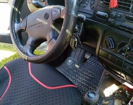 Серый Фольксваген Венто, объемом двигателя 1.8 л и пробегом 196 тыс. км за 2800 $, фото 6 на Automoto.ua