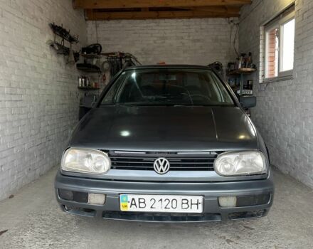 Сірий Фольксваген Венто, об'ємом двигуна 1.8 л та пробігом 200 тис. км за 1550 $, фото 5 на Automoto.ua