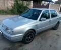 Сірий Фольксваген Венто, об'ємом двигуна 1.8 л та пробігом 186 тис. км за 4200 $, фото 1 на Automoto.ua