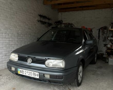 Сірий Фольксваген Венто, об'ємом двигуна 1.8 л та пробігом 200 тис. км за 1550 $, фото 4 на Automoto.ua