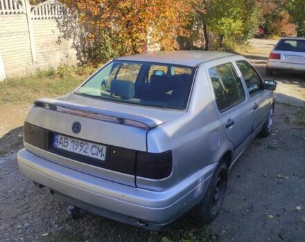 Сірий Фольксваген Венто, об'ємом двигуна 1.8 л та пробігом 2 тис. км за 1350 $, фото 6 на Automoto.ua