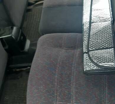 Сірий Фольксваген Венто, об'ємом двигуна 1.98 л та пробігом 354 тис. км за 1350 $, фото 7 на Automoto.ua