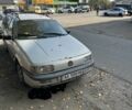 Сірий Фольксваген Венто, об'ємом двигуна 2 л та пробігом 444 тис. км за 352 $, фото 1 на Automoto.ua