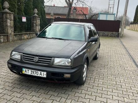 Серый Фольксваген Венто, объемом двигателя 2 л и пробегом 85 тыс. км за 1500 $, фото 1 на Automoto.ua