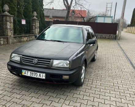 Серый Фольксваген Венто, объемом двигателя 2 л и пробегом 85 тыс. км за 1500 $, фото 1 на Automoto.ua