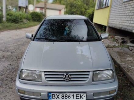 Фольксваген Венто 1997 у Деражне на Automoto.ua Сірий Фольксваген Венто, об'ємом двигуна 1.98 л та пробігом 200 тис. км за 2200 $, фото 1 на Automoto.ua