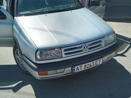 Фольксваген Венто 1998 в Надворной на Automoto.ua Серый Фольксваген Венто, объемом двигателя 2 л и пробегом 255 тыс. км за 2300 $, фото 1 на Automoto.ua