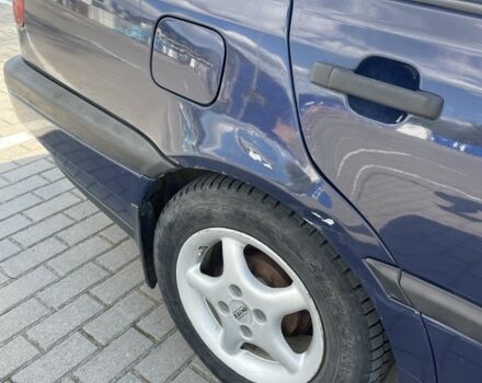 Синій Фольксваген Венто, об'ємом двигуна 1.8 л та пробігом 298 тис. км за 1600 $, фото 22 на Automoto.ua