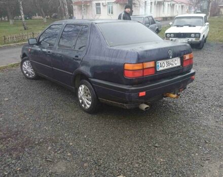 Синий Фольксваген Венто, объемом двигателя 0 л и пробегом 200 тыс. км за 1400 $, фото 3 на Automoto.ua