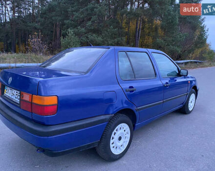 Синий Фольксваген Венто, объемом двигателя 1.78 л и пробегом 250 тыс. км за 1700 $, фото 5 на Automoto.ua