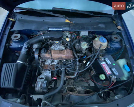 Синий Фольксваген Венто, объемом двигателя 1.78 л и пробегом 250 тыс. км за 1700 $, фото 9 на Automoto.ua