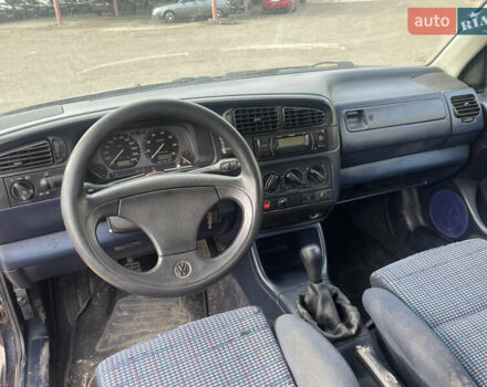 Синій Фольксваген Венто, об'ємом двигуна 1.98 л та пробігом 100 тис. км за 800 $, фото 5 на Automoto.ua