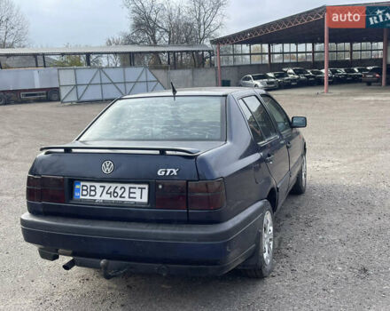 Синій Фольксваген Венто, об'ємом двигуна 1.98 л та пробігом 100 тис. км за 800 $, фото 2 на Automoto.ua