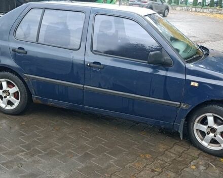 Фольксваген Венто 1993 в Луцке на Automoto.ua Синий Фольксваген Венто, объемом двигателя 1.8 л и пробегом 328 тыс. км за 1200 $, фото 1 на Automoto.ua
