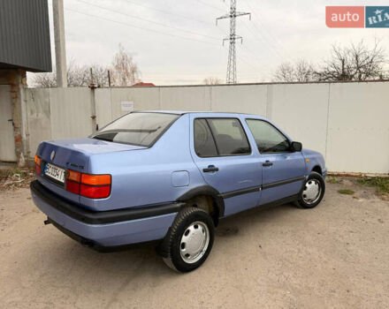 Синій Фольксваген Венто, об'ємом двигуна 1.8 л та пробігом 293 тис. км за 1350 $, фото 8 на Automoto.ua