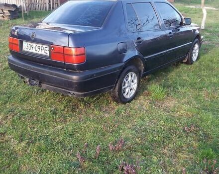 Синий Фольксваген Венто, объемом двигателя 1.8 л и пробегом 230 тыс. км за 1600 $, фото 12 на Automoto.ua