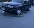 Синий Фольксваген Венто, объемом двигателя 1.8 л и пробегом 3 тыс. км за 1500 $, фото 3 на Automoto.ua