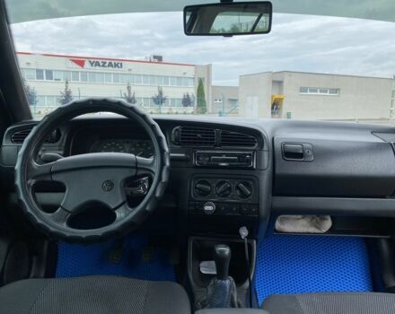 Синий Фольксваген Венто, объемом двигателя 1.8 л и пробегом 300 тыс. км за 1400 $, фото 6 на Automoto.ua