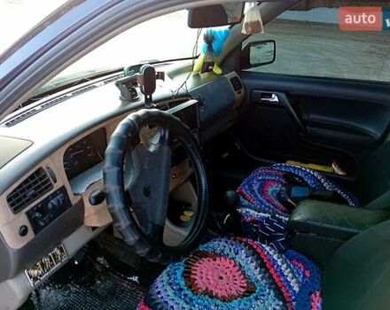 Синий Фольксваген Венто, объемом двигателя 1.8 л и пробегом 318 тыс. км за 2500 $, фото 4 на Automoto.ua